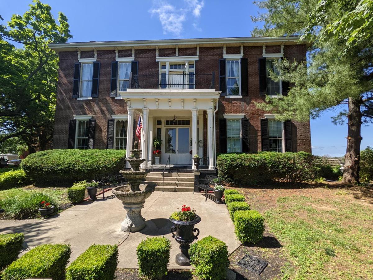 Maple Hill Manor Bed & Breakfast Springfield Exterior photo